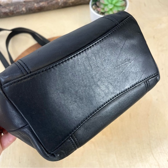 Coach | Legacy Lunch Bucket Bag Glovetanned Leather 9077 in Black - Picture 12 of 15